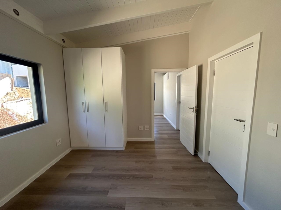 4 Bedroom Property for Sale in Hout Bay Western Cape